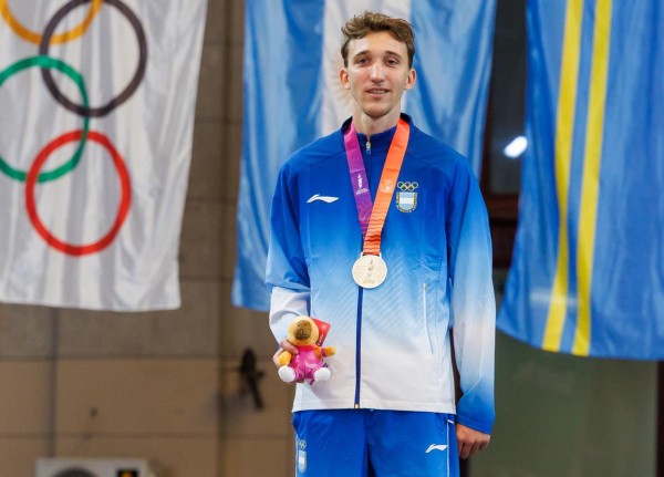 El castense Lucas Hecker logró la medalla de plata en los Juegos Suramericanos Santa Fe 2026